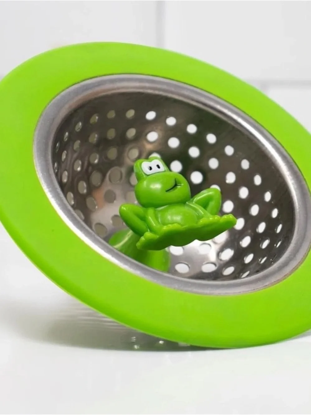 Joie Ribbit Sink Strainer in Bright Green